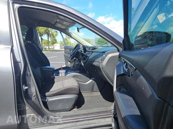 2018 Nissan Rogue S - miniatura 15