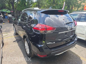 2018 Nissan Rogue S - miniatura 2