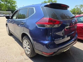 2018 Nissan Rogue S – miniatura 2