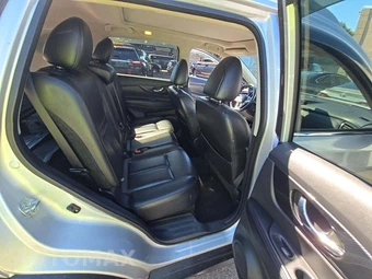 2018 Nissan Rogue SL - miniatura 16