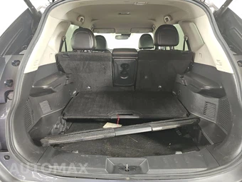 2018 Nissan Rogue SL – miniatura 16