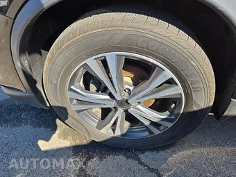 2018 Nissan Rogue SL – miniatura 8