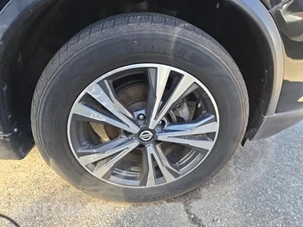 2018 Nissan Rogue SL – miniatura 9