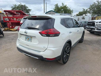 2018 Nissan Rogue SL – miniatura 3