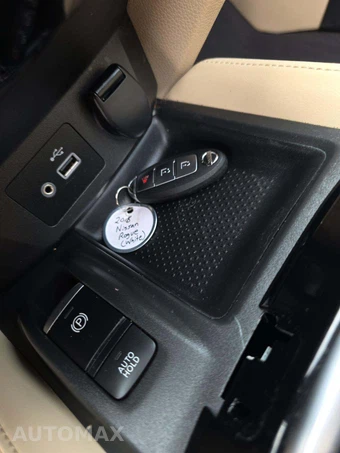 2018 Nissan Rogue SL – miniatura 8