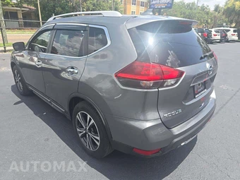 2018 Nissan Rogue SL – miniatura 2