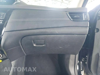 2018 Nissan Rogue SL – miniatura 16