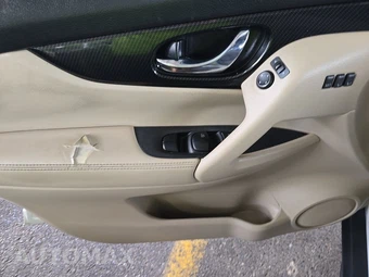 2018 Nissan Rogue SL – miniatura 9