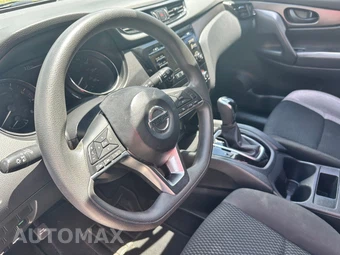2018 Nissan Rogue Sport S - miniatura 5