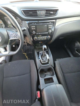 2018 Nissan Rogue Sport S - miniatura 10