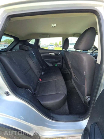 2018 Nissan Rogue Sport S - miniatura 16