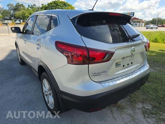2018 Nissan Rogue Sport S - miniatura 2