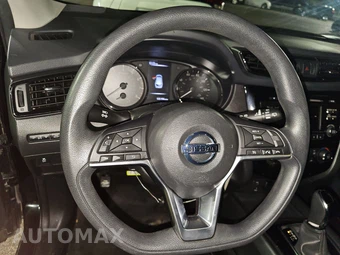2018 Nissan Rogue Sport S - miniatura 10