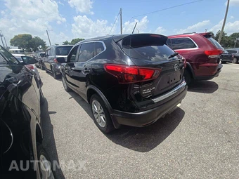 2018 Nissan Rogue Sport S - miniatura 2