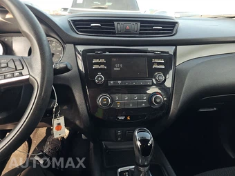 2018 Nissan Rogue Sport S - miniatura 11
