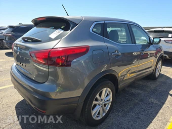 2018 Nissan Rogue Sport S - miniatura 4
