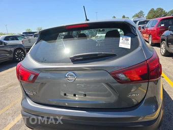 2018 Nissan Rogue Sport S - miniatura 5