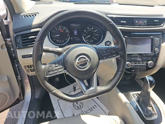 2018 Nissan Rogue Sport SL - miniatura 10