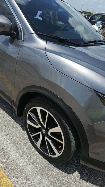 2018 Nissan Rogue Sport SL - miniatura 19