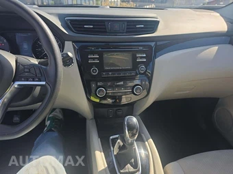2018 Nissan Rogue Sport SV - miniatura 10
