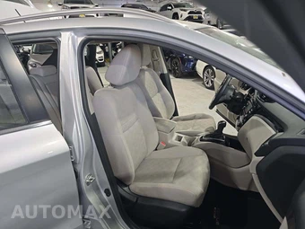 2018 Nissan Rogue Sport SV - miniatura 18