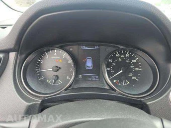 2018 Nissan Rogue Sport SV - miniatura 9