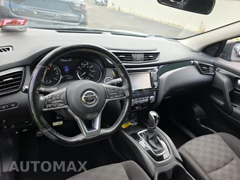2018 Nissan Rogue Sport SV - miniatura 11