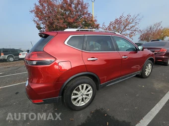 2018 Nissan Rogue SV - miniatura 4