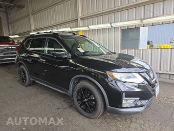 2018 Nissan Rogue SV – miniatura 3