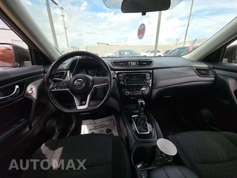 2018 Nissan Rogue SV - miniatura 10