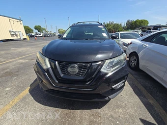 2018 Nissan Rogue SV - miniatura 2