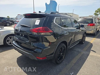 2018 Nissan Rogue SV - miniatura 4