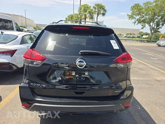 2018 Nissan Rogue SV - miniatura 5