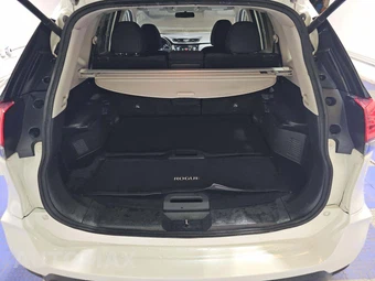 2018 Nissan Rogue SV - miniatura 14
