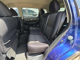2018 Nissan Rogue SV – miniatura 13