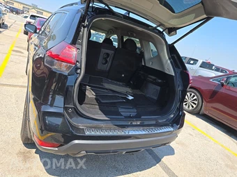 2018 Nissan Rogue SV – miniatura 16