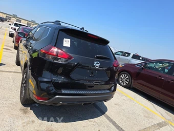 2018 Nissan Rogue SV – miniatura 5