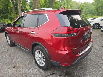 2018 Nissan Rogue SV – miniatura 2
