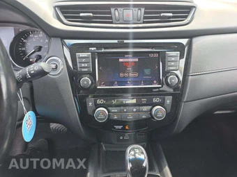 2018 Nissan Rogue SV – miniatura 31