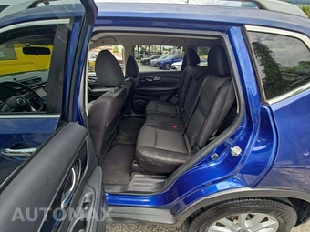 2018 Nissan Rogue SV – miniatura 10