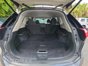 2018 Nissan Rogue SV – miniatura 14