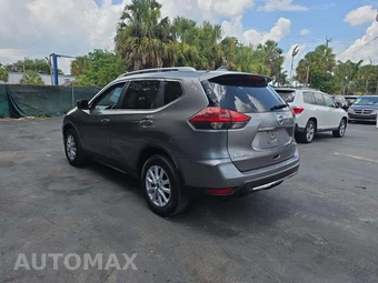 2018 Nissan Rogue SV – miniatura 2
