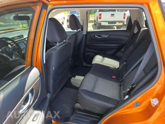 2018 Nissan Rogue SV – miniatura 10