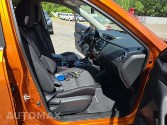 2018 Nissan Rogue SV – miniatura 15