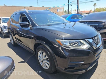 2018 Nissan Rogue SV – miniatura 3