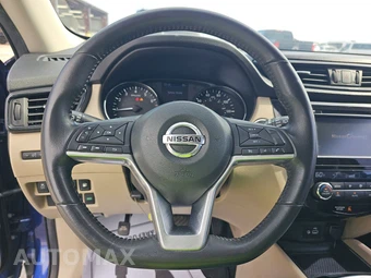 2018 Nissan Rogue SV - miniatura 10