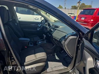 2018 Nissan Rogue SV – miniatura 8