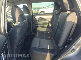 2018 Nissan Rogue SV – miniatura 13