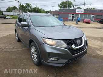 2018 Nissan Rogue SV - miniatura 4
