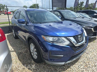2018 Nissan Rogue SV - miniatura 4